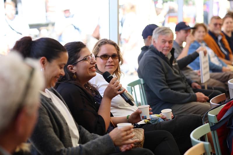 Sceneplads på folkemødet